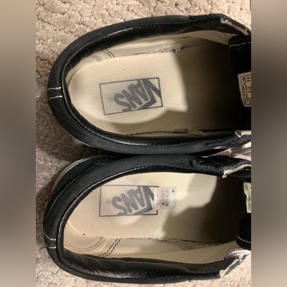 Black Vans - Picture 4 of 4